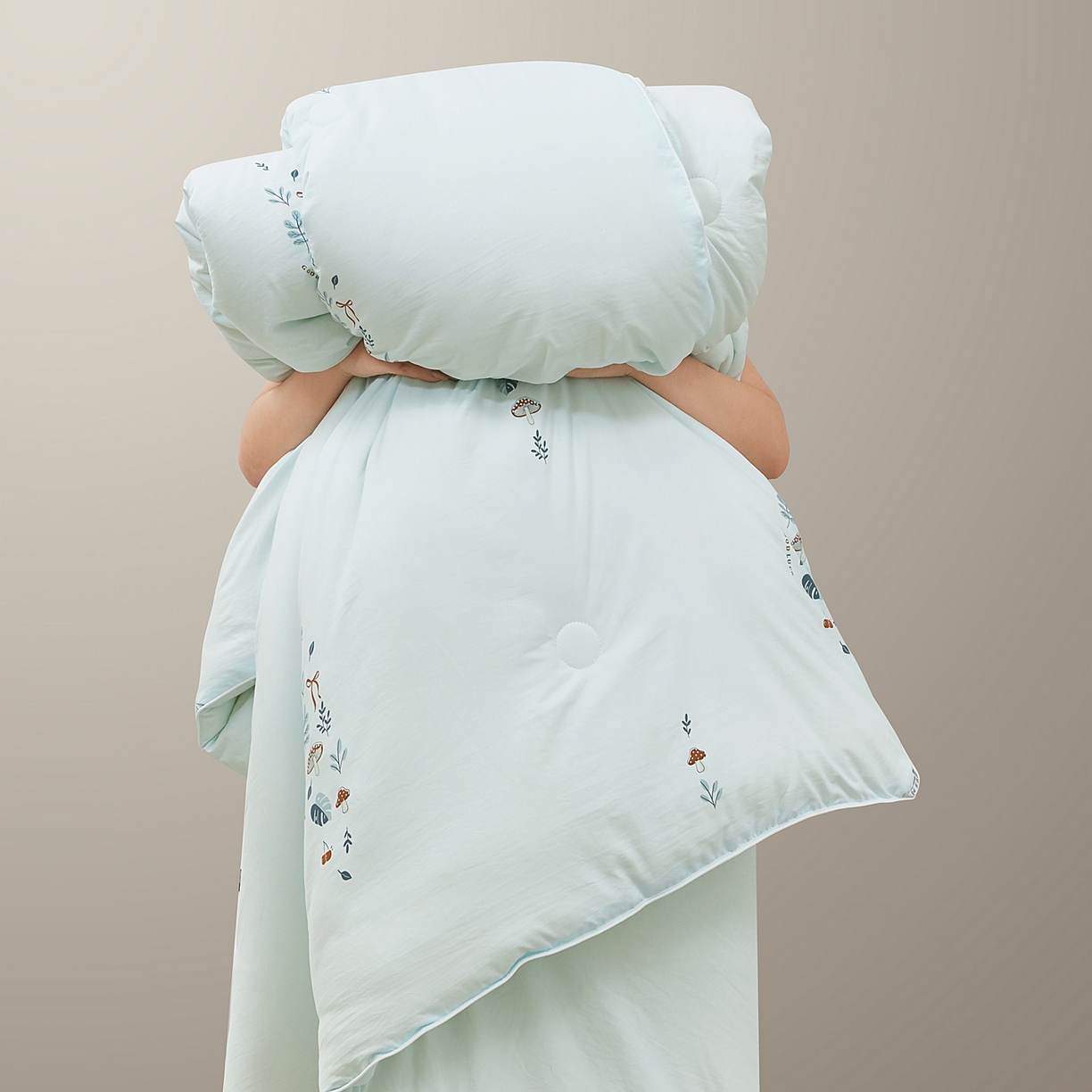 91家纺网 家纺一手货源 找家纺 尊妙被业 2025新款棉小柔大豆被被子被芯春秋被子母被直播批发夏被 春之笙-浅蓝