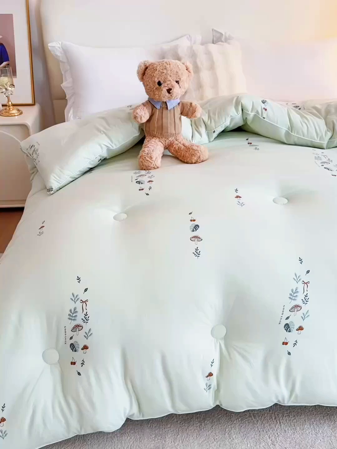 91家纺网 家纺一手货源 找家纺 尊妙被业 2025新款棉小柔大豆被被子被芯春秋被子母被直播批发夏被 春之笙-浅蓝