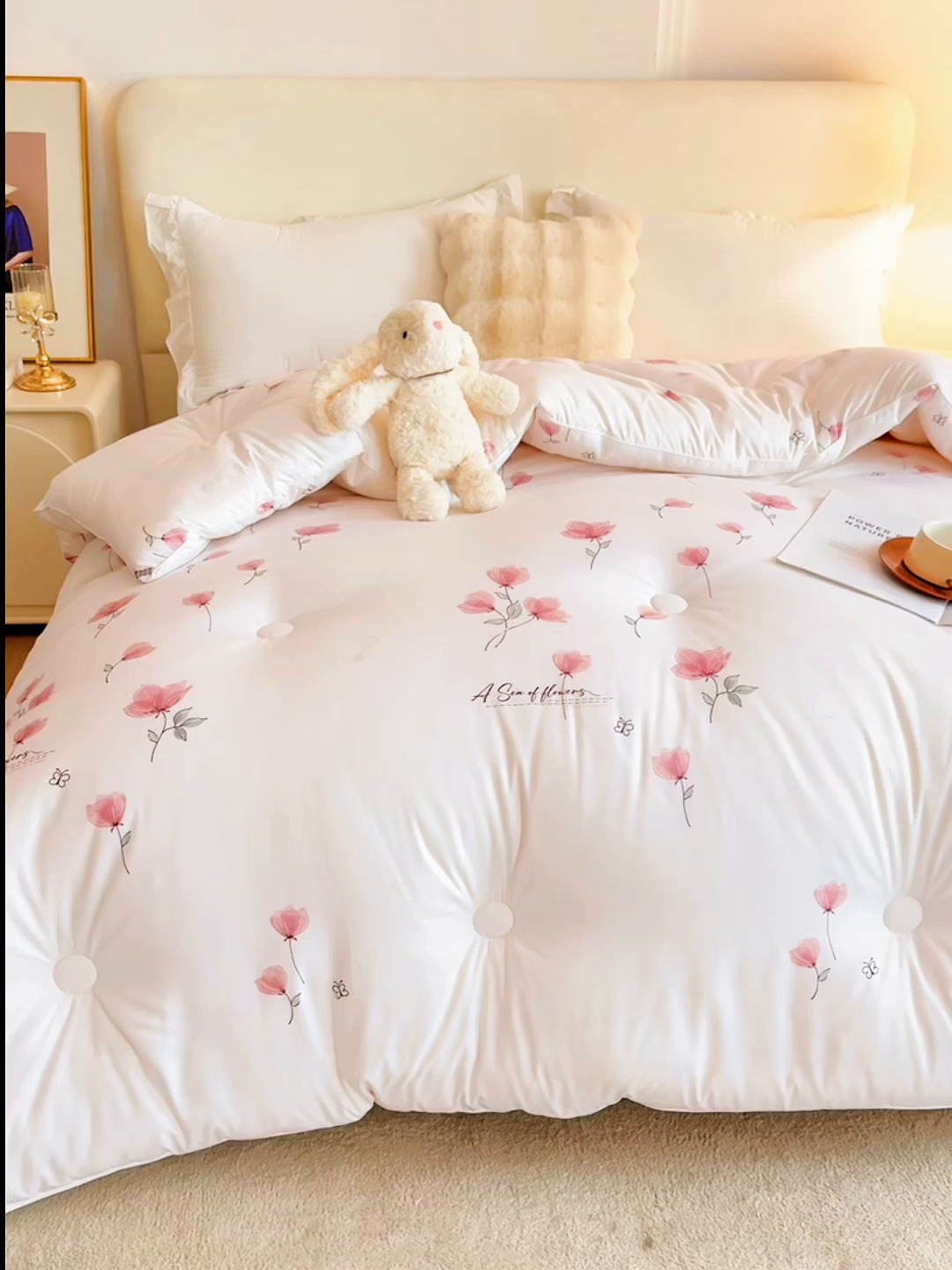 91家纺网 家纺一手货源 找家纺 尊妙被业 2025新款棉小柔大豆被被子被芯春秋被子母被直播批发夏被 虞美人-白色