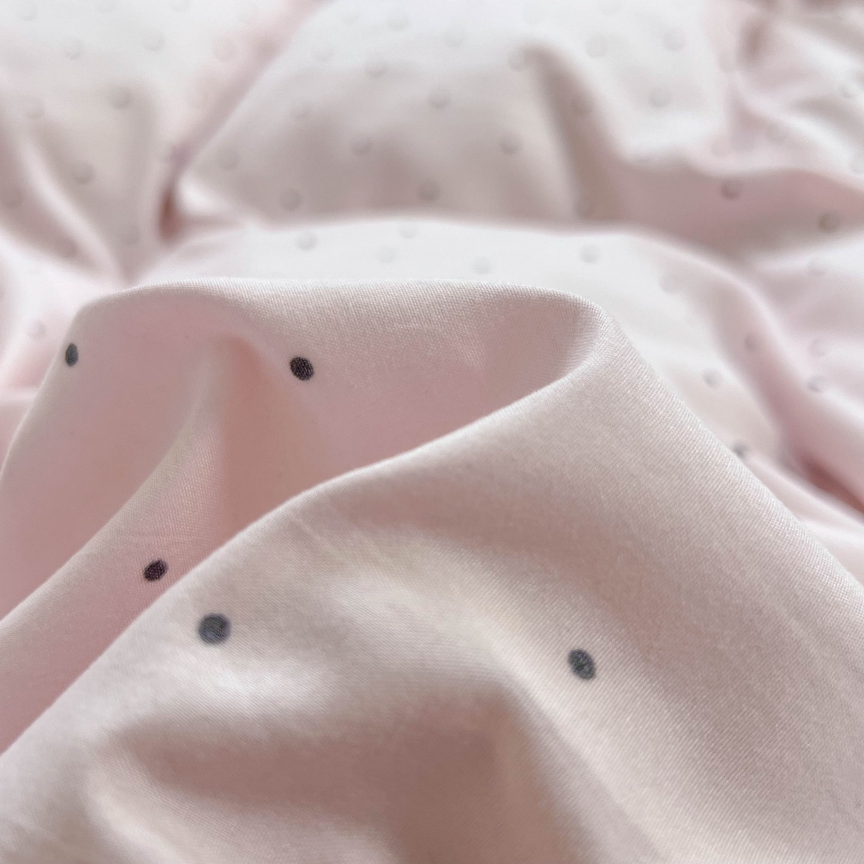 91家纺网 家纺一手货源 找家纺 （总）红嘴企鹅 2025新款云感提花双层纱印花系列四件套