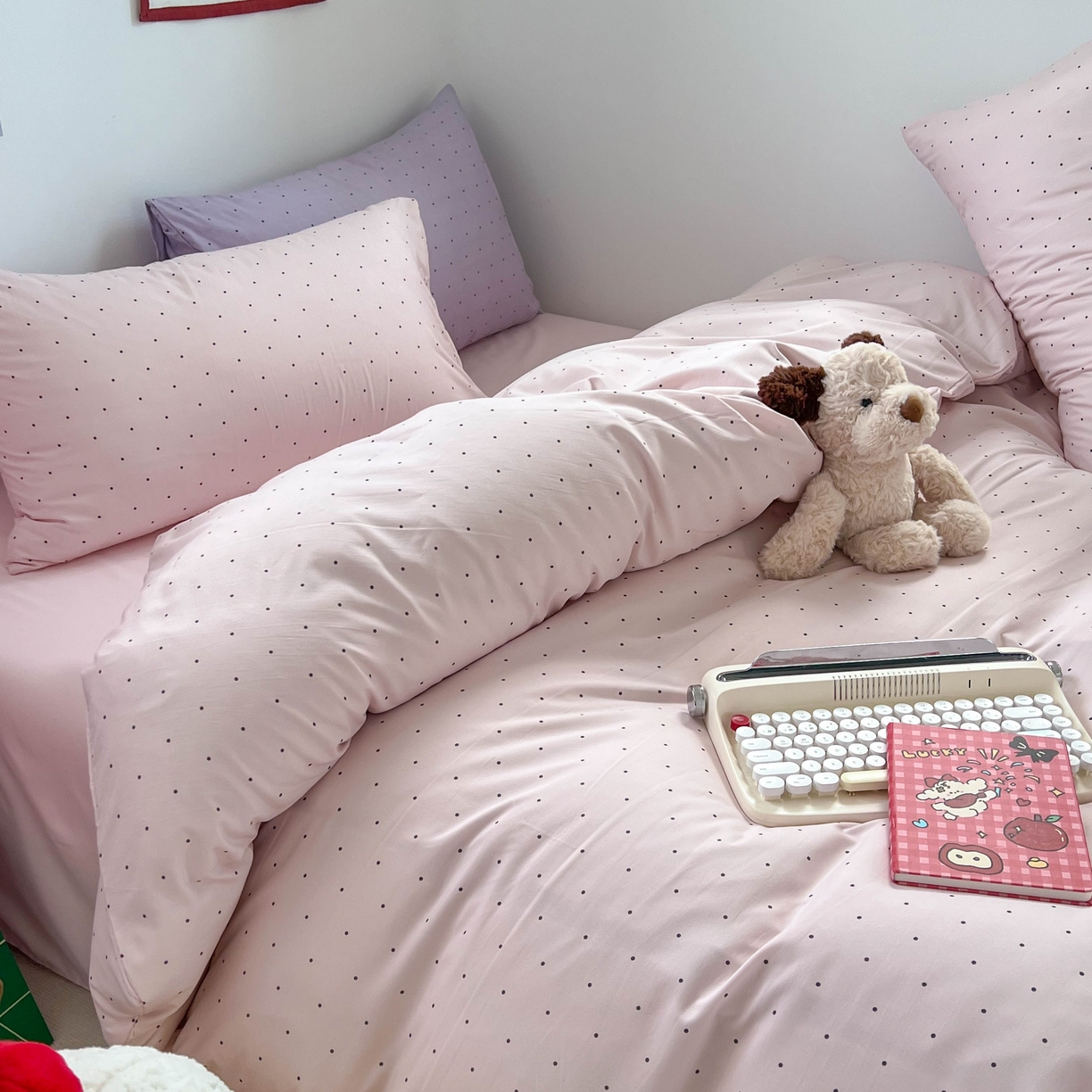 91家纺网 家纺一手货源 找家纺 （总）红嘴企鹅 2025新款云感提花双层纱印花系列四件套