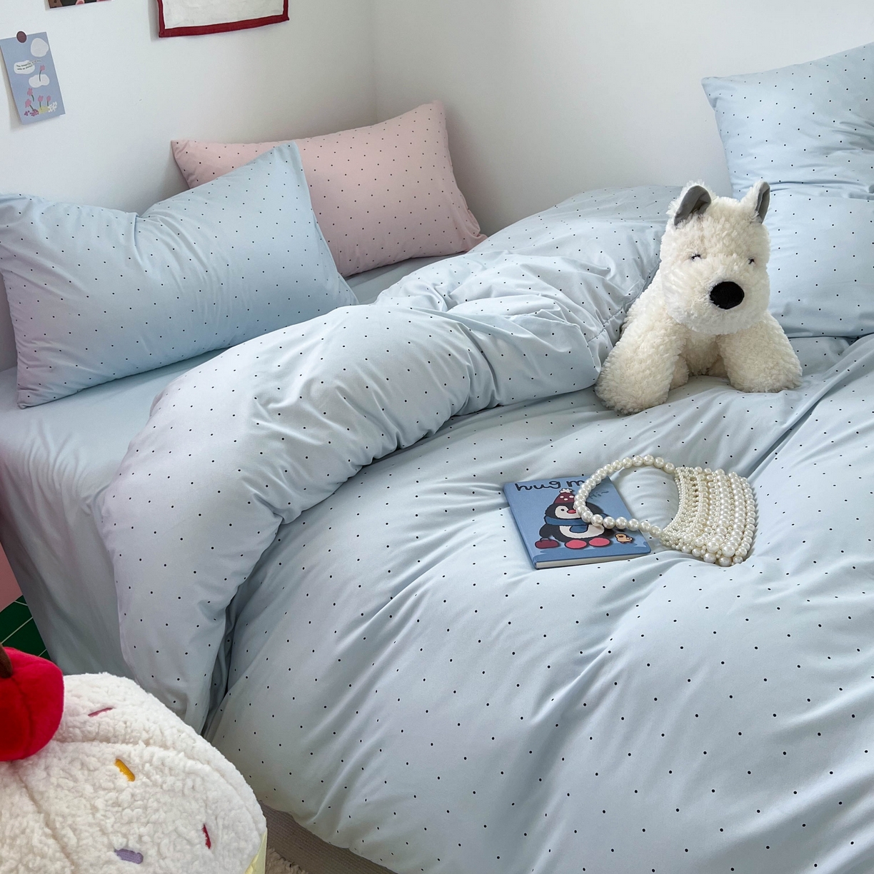 91家纺网 家纺一手货源 找家纺 红嘴企鹅 2025新款云感提花双层纱印花系列四件套 波点蓝