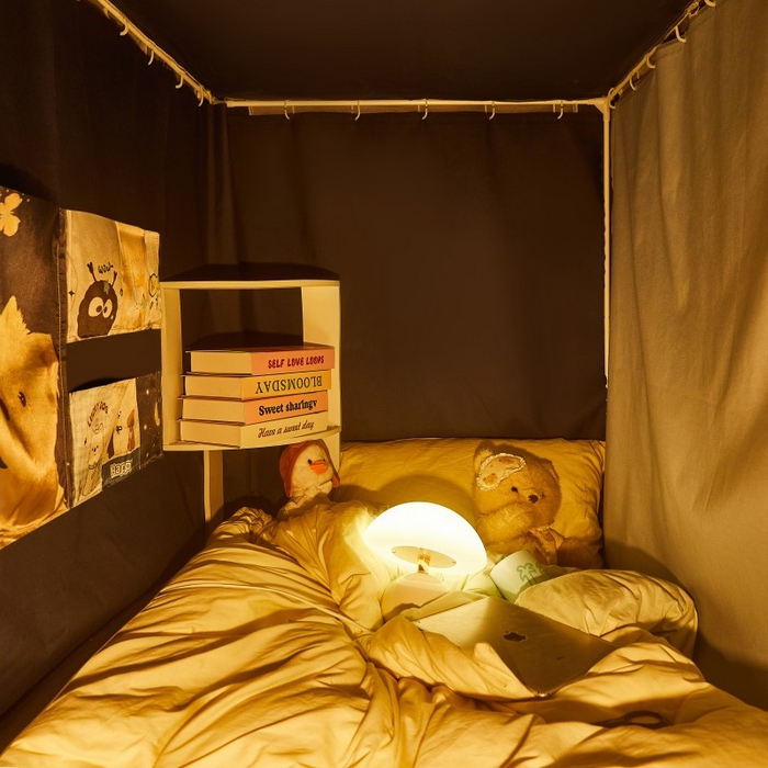 91家纺网 家纺一手货源 找家纺 雪姿家纺 2025新款A类大版印花款物理强遮光纳米技术环保透气超强遮光防蚊学生坐床蚊帐 煤烦恼