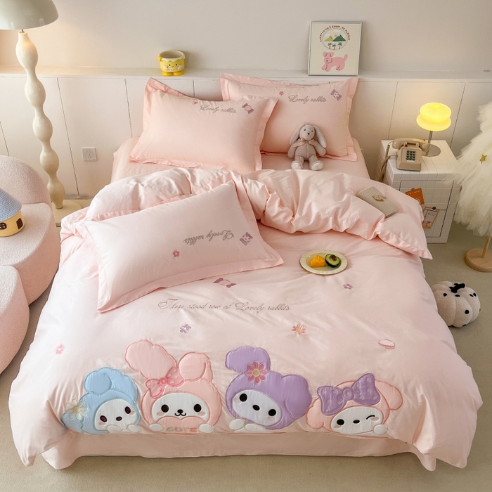 91家纺网 家纺一手货源 找家纺 （总）金绣美居 2025新款大版卡通贴布绣春夏新款全棉四件套汇总