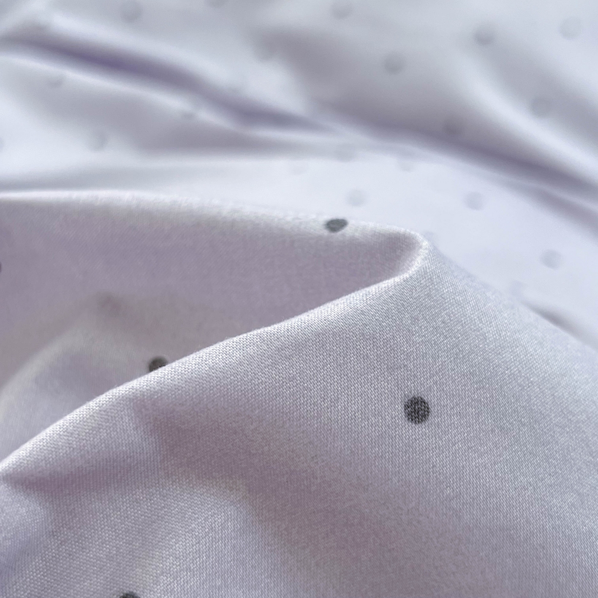 91家纺网 家纺一手货源 找家纺 红嘴企鹅 2025新款云感提花双层纱印花系列四件套 波点紫