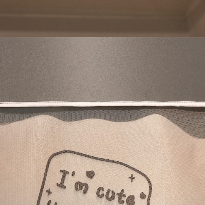 91家纺网 家纺一手货源 找家纺 雪姿家纺 2025新款A类大版印花款物理强遮光纳米技术环保透气超强遮光防蚊学生坐床蚊帐 俏皮小黑