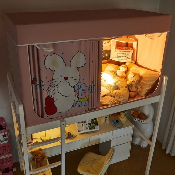 91家纺网 家纺一手货源 找家纺 雪姿家纺 2025新款A类大版印花款物理强遮光纳米技术环保透气超强遮光防蚊学生坐床蚊帐 甜心兔