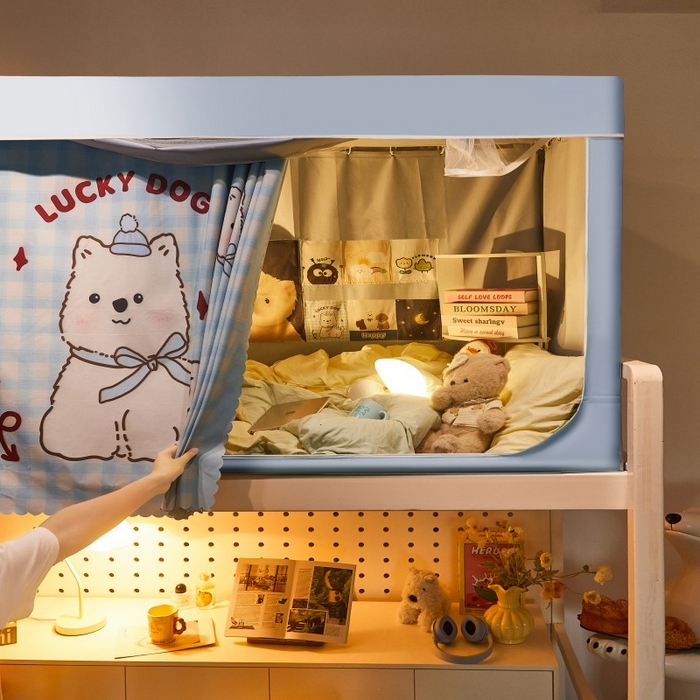 91家纺网 家纺一手货源 找家纺 雪姿家纺 2025新款A类大版印花款物理强遮光纳米技术环保透气超强遮光防蚊学生坐床蚊帐 幸运狗