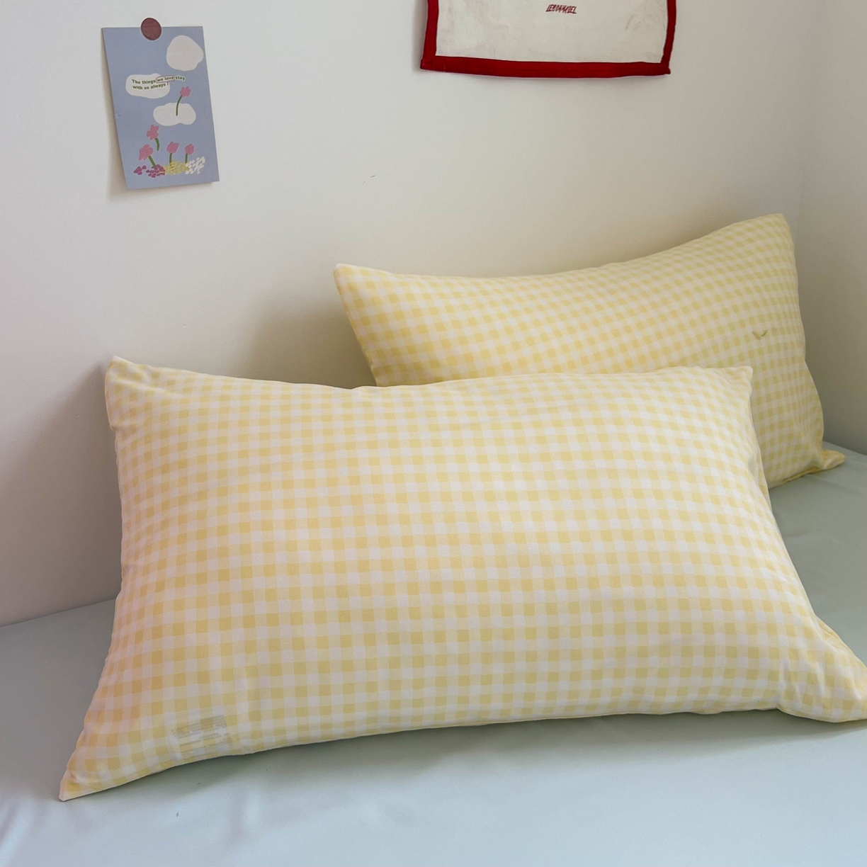 91家纺网 家纺一手货源 找家纺 红嘴企鹅 2025新款云感提花双层纱印花系列四件套 格子黄