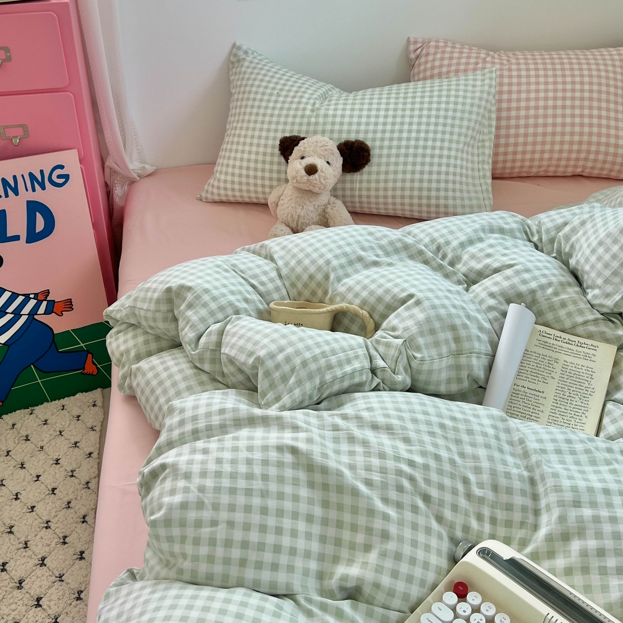 91家纺网 家纺一手货源 找家纺 红嘴企鹅 2025新款云感提花双层纱印花系列四件套 绿格