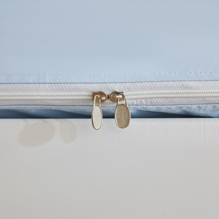 91家纺网 家纺一手货源 找家纺 雪姿家纺 2025新款A类纯色花边款物理强遮光纳米技术环保透气超强遮光防蚊学生坐床蚊帐 纯色花边款-淡兰色