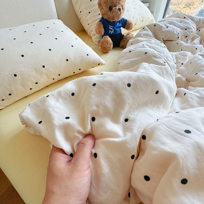 91家纺网 家纺一手货源 找家纺 8+8 2025新款全棉A类母婴级抗菌有氧全棉双层纱亲肤全棉小清新印花三件套四件套 简约款-冰激凌