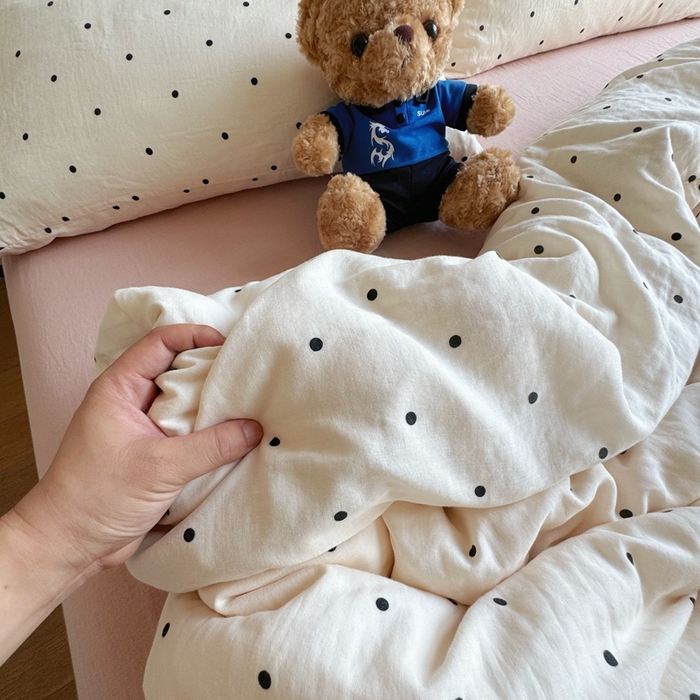 91家纺网 家纺一手货源 找家纺 8+8 2025新款全棉A类母婴级抗菌有氧全棉双层纱亲肤全棉小清新印花三件套四件套 简约款-粉波波