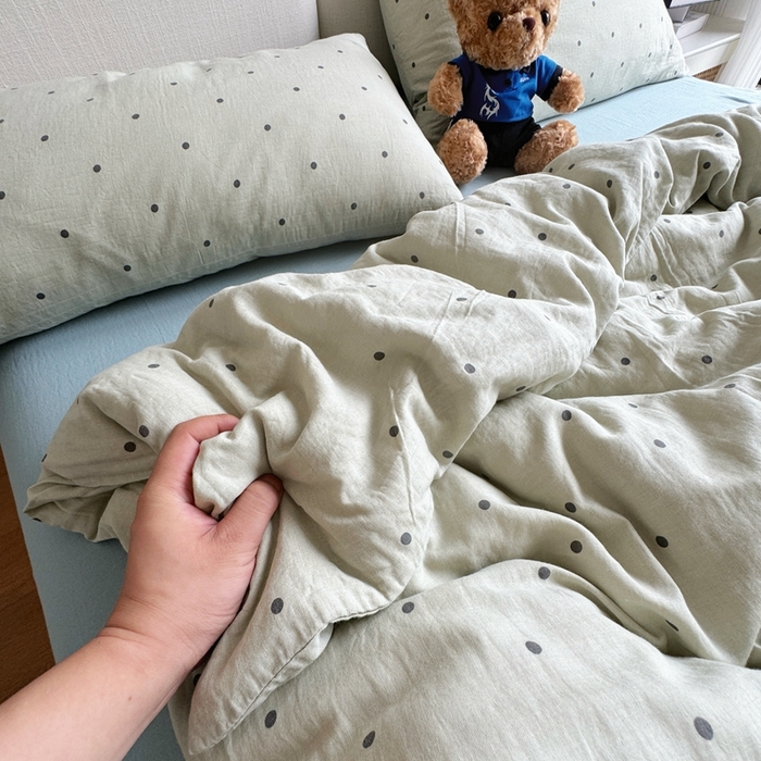 91家纺网 家纺一手货源 找家纺 8+8 2025新款全棉A类母婴级抗菌有氧全棉双层纱亲肤全棉小清新印花三件套四件套 简约款-海盐拿铁