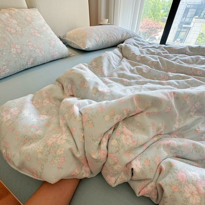 91家纺网 家纺一手货源 找家纺 8+8 2025新款全棉A类母婴级抗菌有氧全棉双层纱亲肤全棉小清新印花三件套四件套 简约款-莱茵河畔