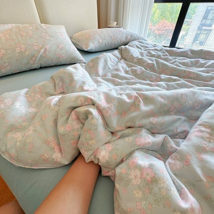 91家纺网 家纺一手货源 找家纺 8+8 2025新款全棉A类母婴级抗菌有氧全棉双层纱亲肤全棉小清新印花三件套四件套 简约款-莱茵河畔