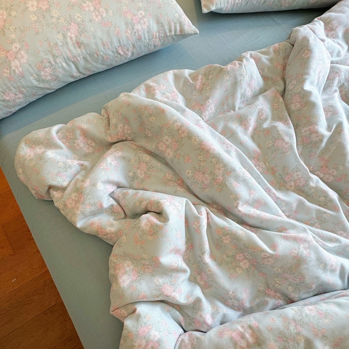 91家纺网 家纺一手货源 找家纺 8+8 2025新款全棉A类母婴级抗菌有氧全棉双层纱亲肤全棉小清新印花三件套四件套 简约款-莱茵河畔