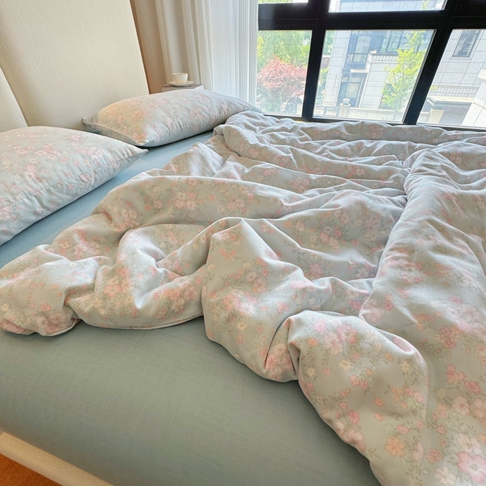 91家纺网 家纺一手货源 找家纺 8+8 2025新款全棉A类母婴级抗菌有氧全棉双层纱亲肤全棉小清新印花三件套四件套 简约款-莱茵河畔