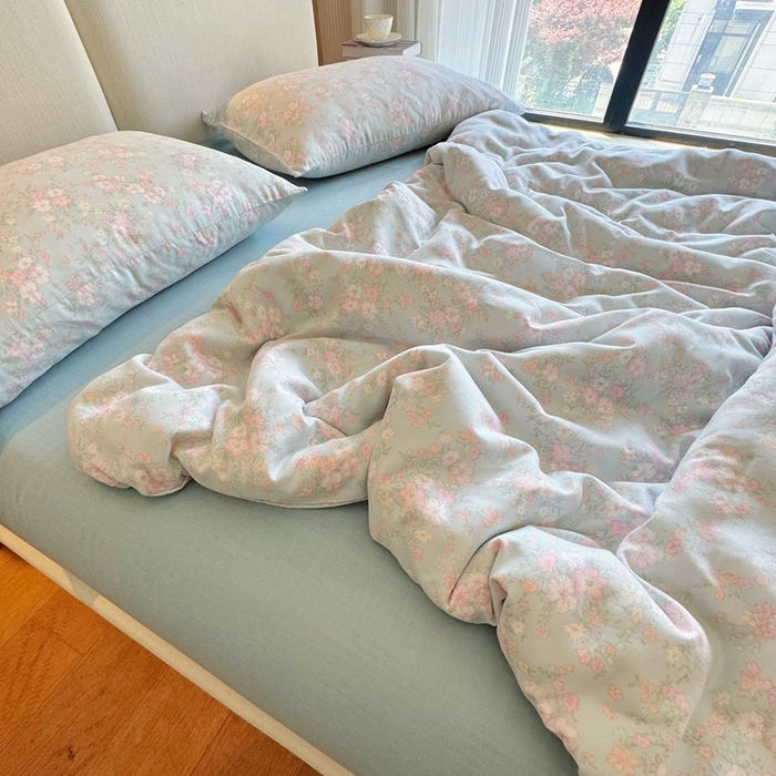 91家纺网 家纺一手货源 找家纺 8+8 2025新款全棉A类母婴级抗菌有氧全棉双层纱亲肤全棉小清新印花三件套四件套 简约款-莱茵河畔