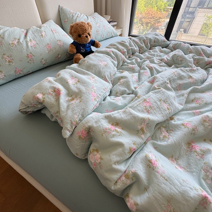 91家纺网 家纺一手货源 找家纺 8+8 2025新款全棉A类母婴级抗菌有氧全棉双层纱亲肤全棉小清新印花三件套四件套 简约款-兰溪