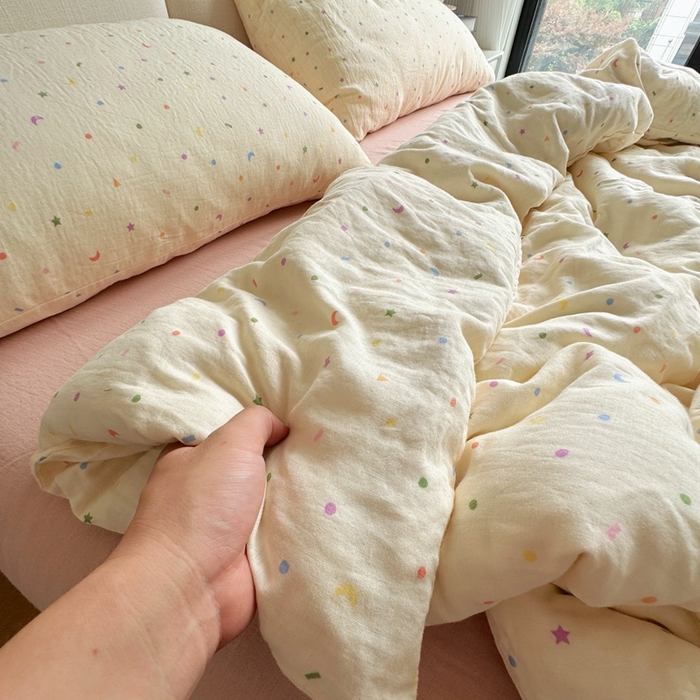 91家纺网 家纺一手货源 找家纺 8+8 2025新款全棉A类母婴级抗菌有氧全棉双层纱亲肤全棉小清新印花三件套四件套 简约款-浅熙