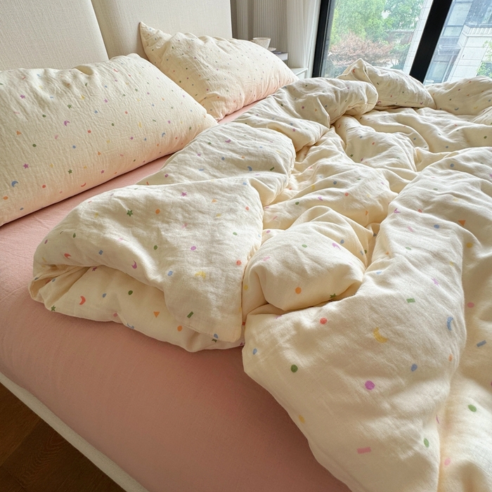 91家纺网 家纺一手货源 找家纺 8+8 2025新款全棉A类母婴级抗菌有氧全棉双层纱亲肤全棉小清新印花三件套四件套 简约款-浅熙