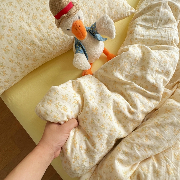 91家纺网 家纺一手货源 找家纺 8+8 2025新款全棉A类母婴级抗菌有氧全棉双层纱亲肤全棉小清新印花三件套四件套 简约款-晴天