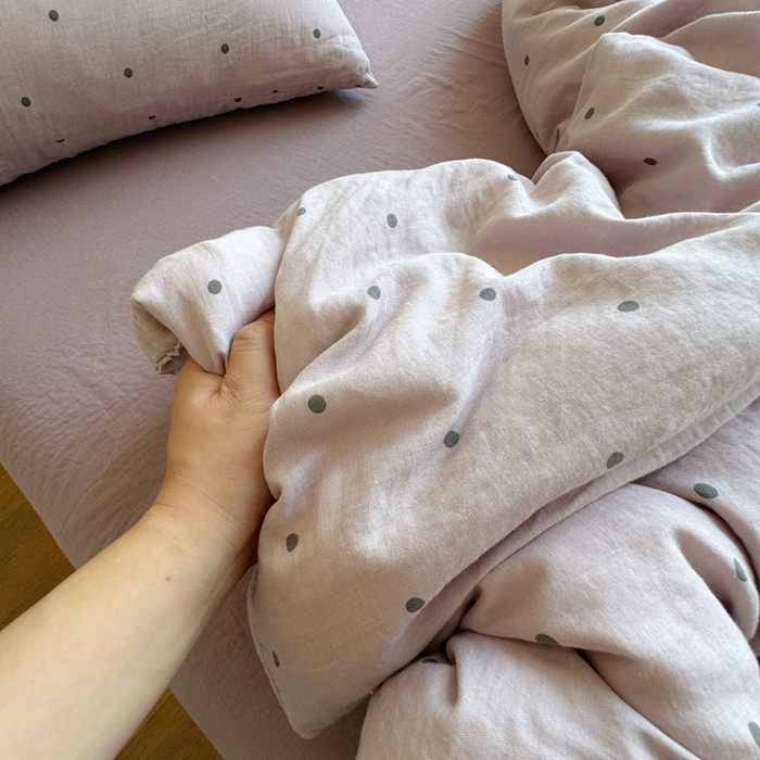 91家纺网 家纺一手货源 找家纺 8+8 2025新款全棉A类母婴级抗菌有氧全棉双层纱亲肤全棉小清新印花三件套四件套 简约款-芋泥波波