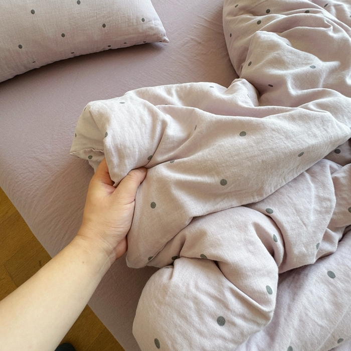 91家纺网 家纺一手货源 找家纺 8+8 2025新款全棉A类母婴级抗菌有氧全棉双层纱亲肤全棉小清新印花三件套四件套 简约款-芋泥波波