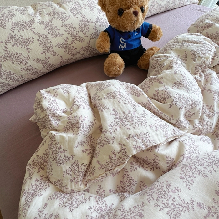 91家纺网 家纺一手货源 找家纺 8+8 2025新款全棉A类母婴级抗菌有氧全棉双层纱亲肤全棉小清新印花三件套四件套 简约款-紫萱