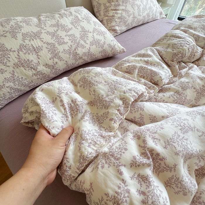 91家纺网 家纺一手货源 找家纺 8+8 2025新款全棉A类母婴级抗菌有氧全棉双层纱亲肤全棉小清新印花三件套四件套 简约款-紫萱