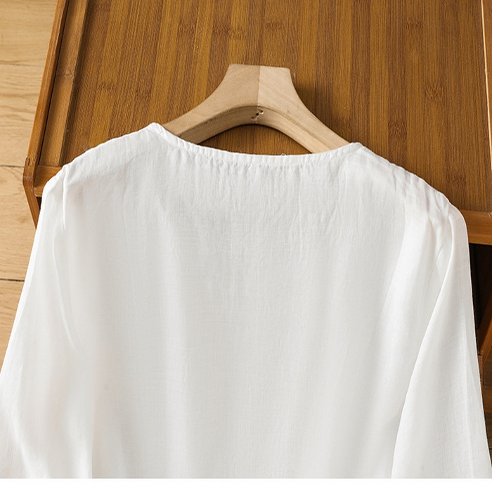 91家纺网 家纺一手货源 找家纺 （总）洛兰沙家居馆【只代发】【只代发】 2025春夏新款刺绣苎麻显瘦立领斜襟盘扣七分袖T恤上衣女