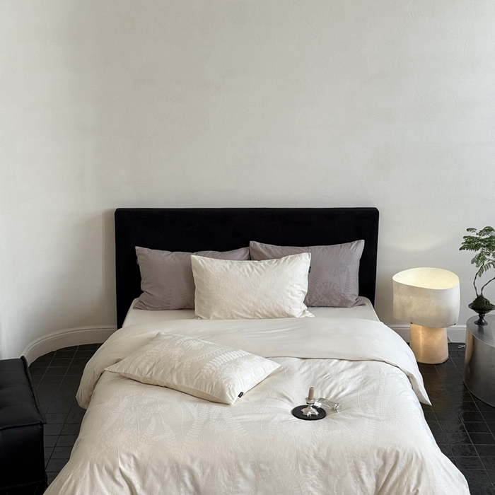 91家纺网 家纺一手货源 找家纺 鹿班家居 2025春夏新款100s长绒棉纯棉云感超柔厚织提花浮雕四件套-半阙清欢（标准会员-20元） 半阙清欢-白色