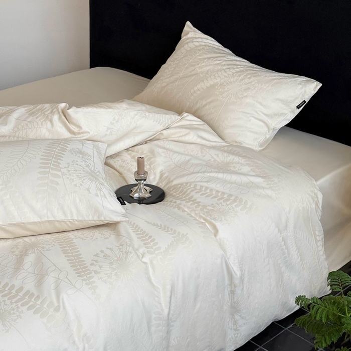 91家纺网 家纺一手货源 找家纺 鹿班家居 2025春夏新款100s长绒棉纯棉云感超柔厚织提花浮雕四件套-半阙清欢（标准会员-20元） 半阙清欢-白色