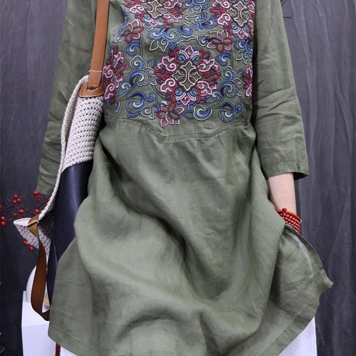 91家纺网 家纺一手货源 找家纺 （总）洛兰沙家居馆【只代发】【只代发】 2025夏季新款新中式改良民族风重工刺绣苎麻轻薄显瘦中长款刺绣衬衫女