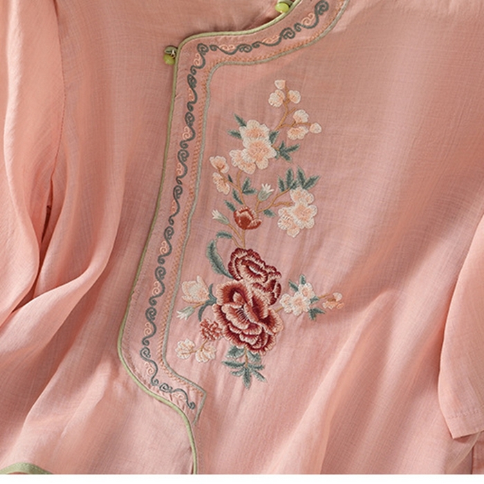 91家纺网 家纺一手货源 找家纺 洛兰沙家居馆【只代发】【只代发】 2025夏季新款棉麻文艺复古衬衫新中式牡丹花刺绣国风茶服立领上衣 粉色