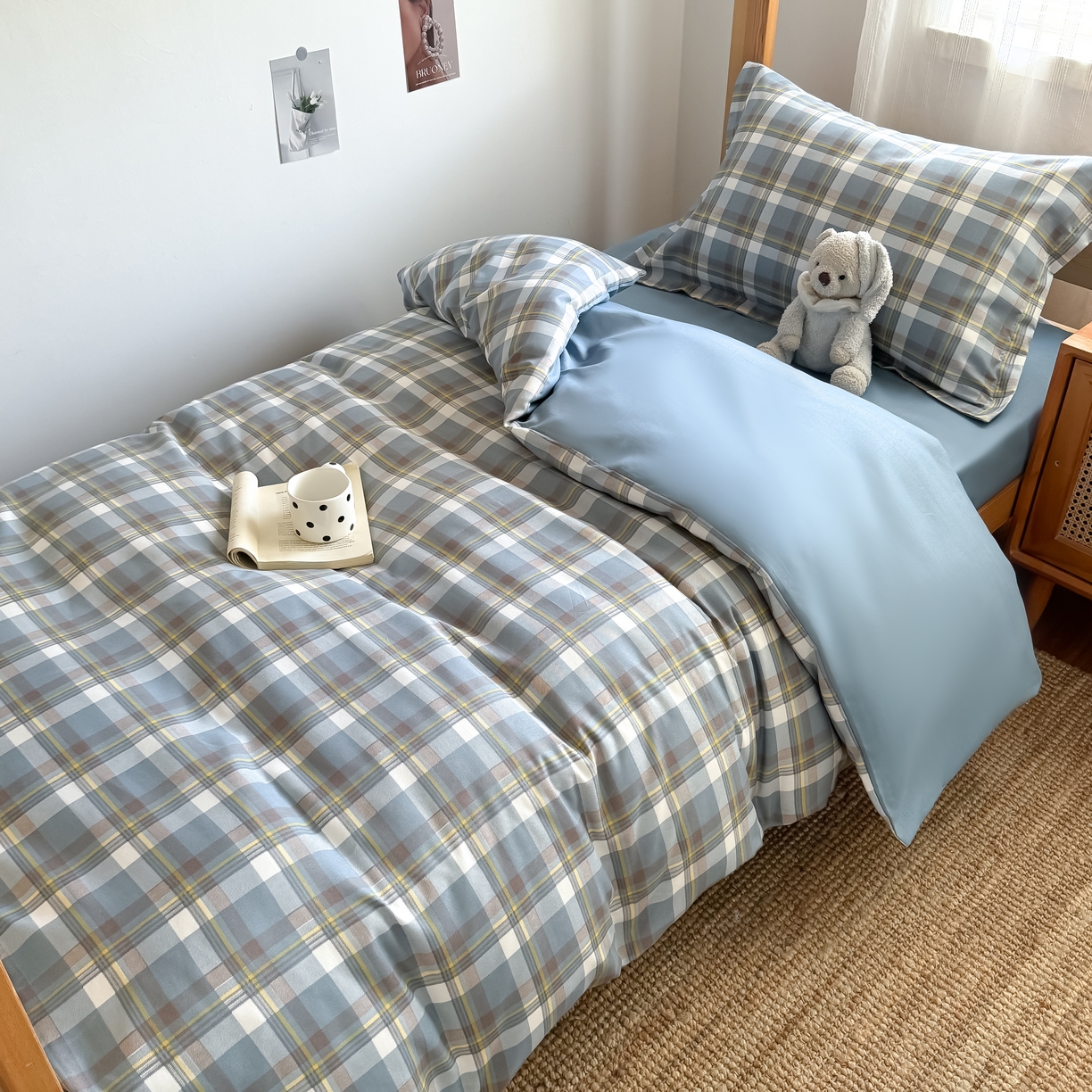 91家纺网 家纺一手货源 找家纺 卡罗兰 2025新款学生季水洗棉磨毛三件套 莫妮卡-蓝