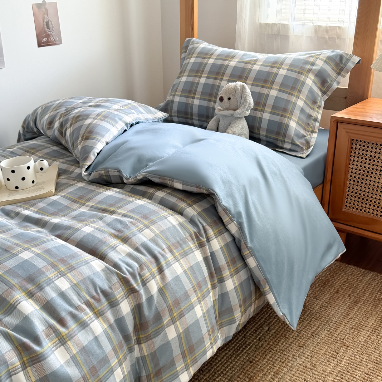 91家纺网 家纺一手货源 找家纺 卡罗兰 2025新款学生季水洗棉磨毛三件套 莫妮卡-蓝