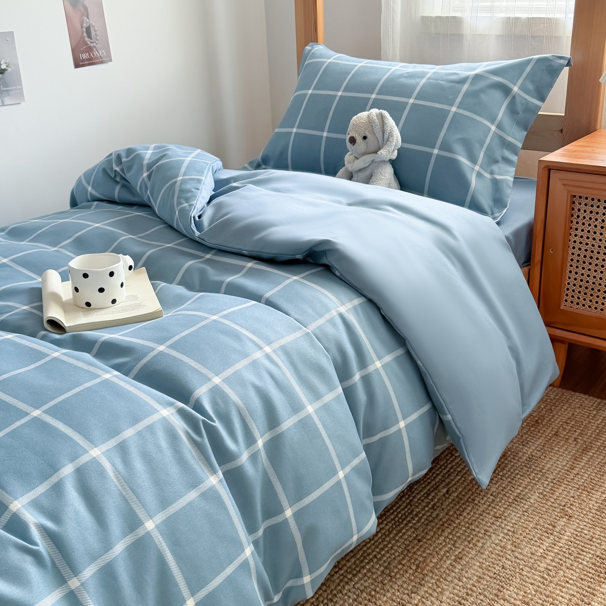 91家纺网 家纺一手货源 找家纺 卡罗兰 2025新款学生季水洗棉磨毛三件套 海蓝大格