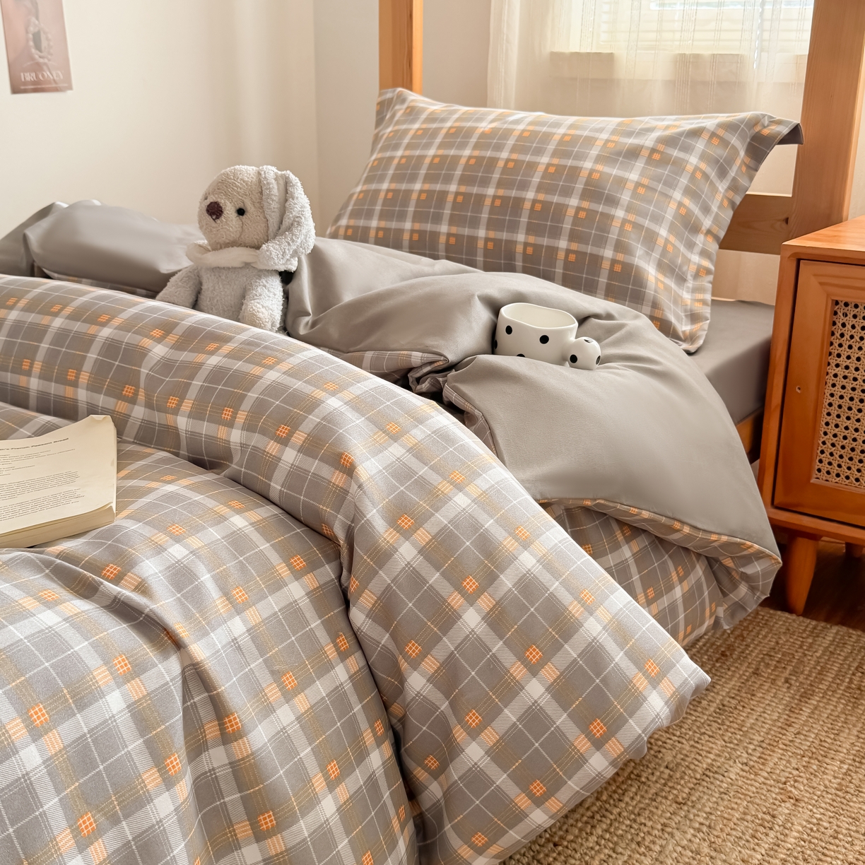 91家纺网 家纺一手货源 找家纺 卡罗兰 2025新款学生季水洗棉磨毛三件套 格调-灰