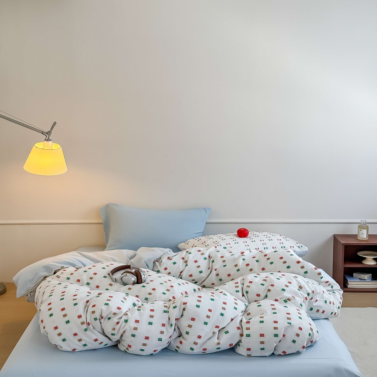 91家纺网 家纺一手货源 找家纺 山舍家居 2025新款全棉纯棉色织提花四件套系列-方糖 方糖-蓝