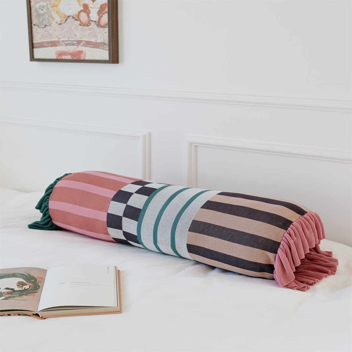 91家纺网 家纺一手货源 找家纺 暖绵绵家纺 2025新款莱赛尔撞色格纹抱枕-洛希亚（含芯） 洛希亚-米色