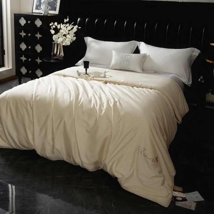 91家纺网 家纺一手货源 找家纺 岚司羽 2025新款长绒棉双宫特级桑蚕丝可透视被子被芯 金黄