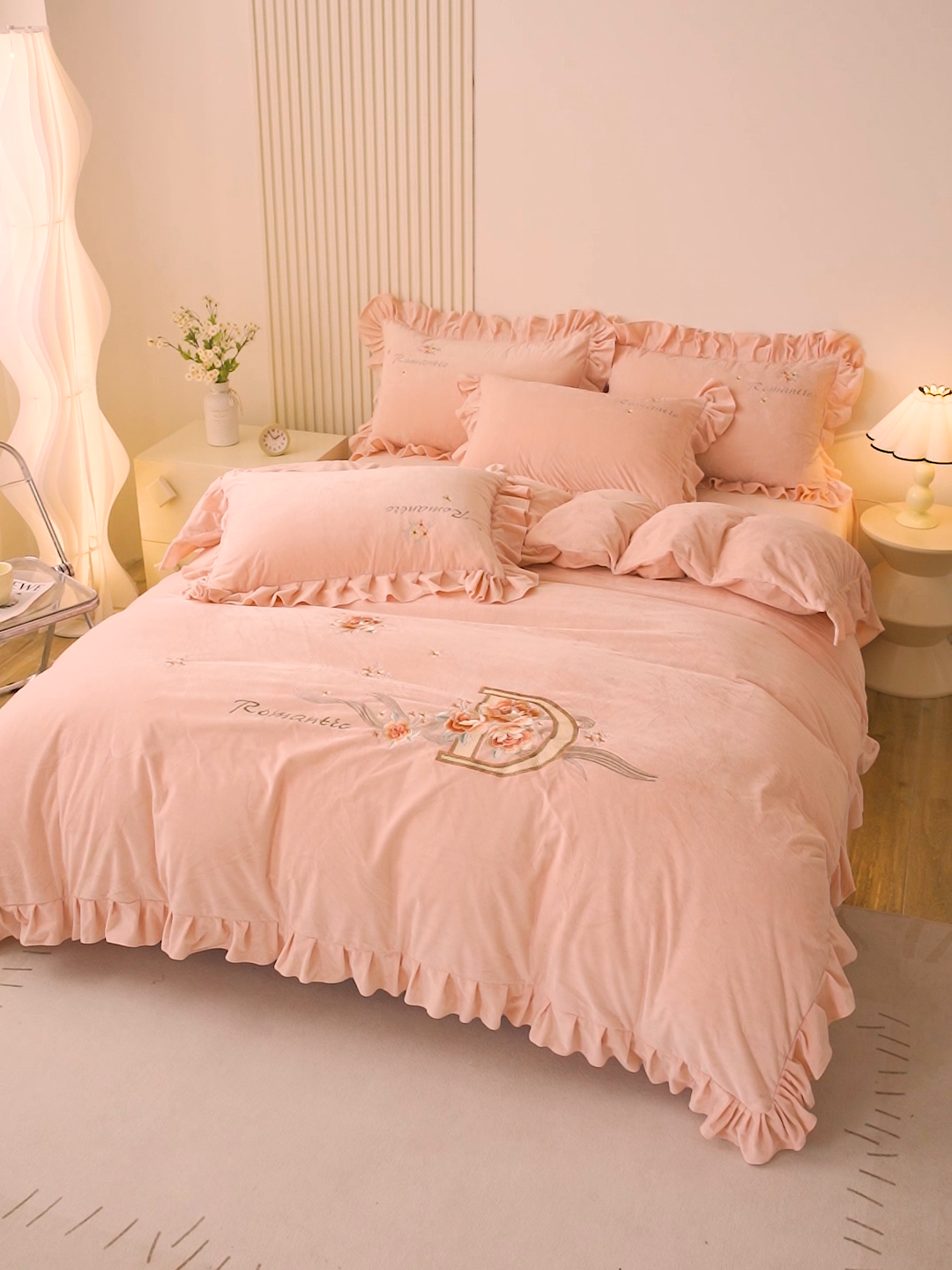 91家纺网 家纺一手货源 找家纺 怡源梦 2025新款亲肤舒适A类婴儿绒刺绣四件套 花香云锦-芙蓉玉