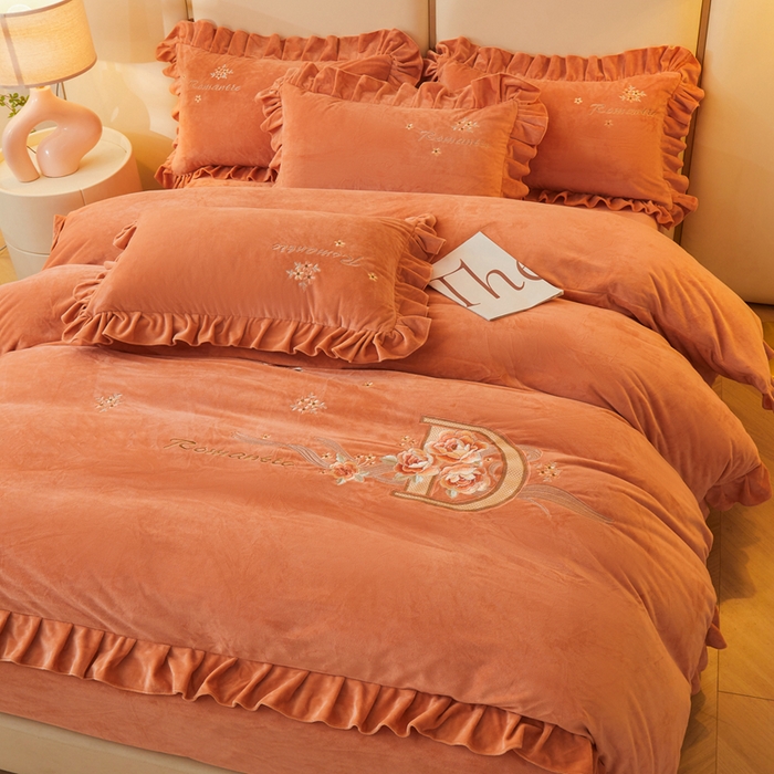 91家纺网 家纺一手货源 找家纺 怡源梦 2025新款亲肤舒适A类婴儿绒刺绣四件套 花香云锦-靓丽橙