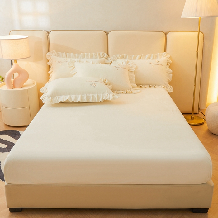 91家纺网 家纺一手货源 找家纺 怡源梦 2025新款亲肤舒适A类婴儿绒刺绣四件套 花香云锦-米白色