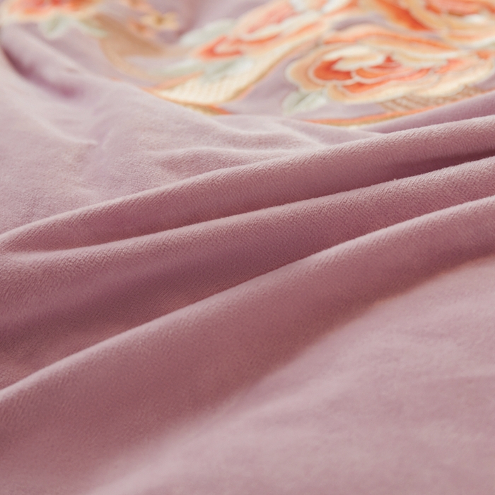 91家纺网 家纺一手货源 找家纺 怡源梦 2025新款亲肤舒适A类婴儿绒刺绣四件套 花香云锦-香芋紫