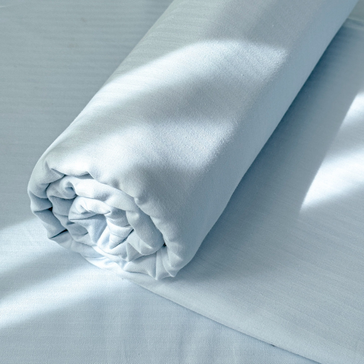 91家纺网 家纺一手货源 找家纺 眠博士 2025新款大雁纹小提花纯棉枕套单品枕套枕套单件 枕套-雁纹嫩蓝