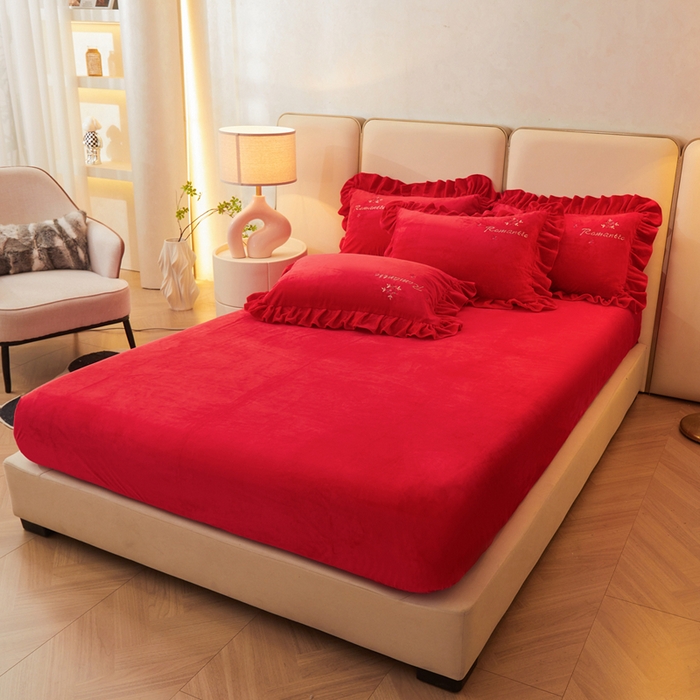 91家纺网 家纺一手货源 找家纺 怡源梦 2025新款亲肤舒适A类婴儿绒刺绣四件套 花香云锦-中国红