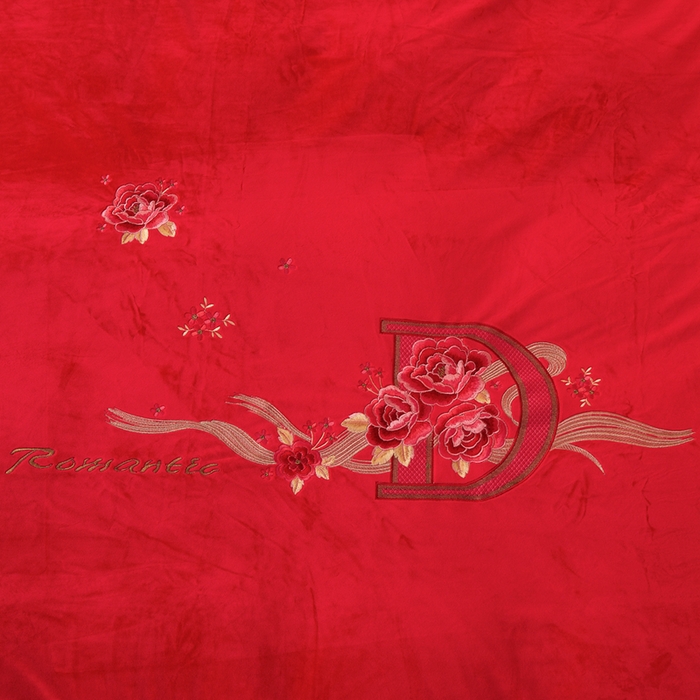 91家纺网 家纺一手货源 找家纺 怡源梦 2025新款亲肤舒适A类婴儿绒刺绣四件套 花香云锦-中国红